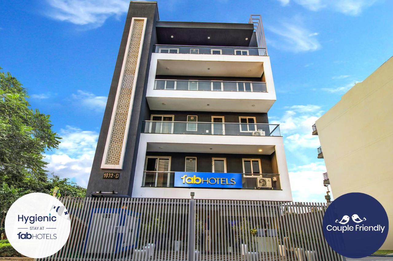 Fabhotel Kiara Гургаон Экстерьер фото