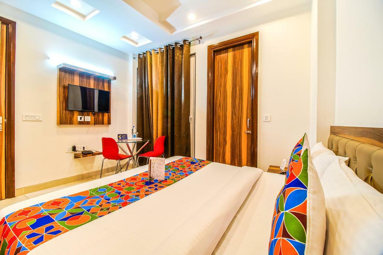 Fabhotel Kiara Гургаон Экстерьер фото