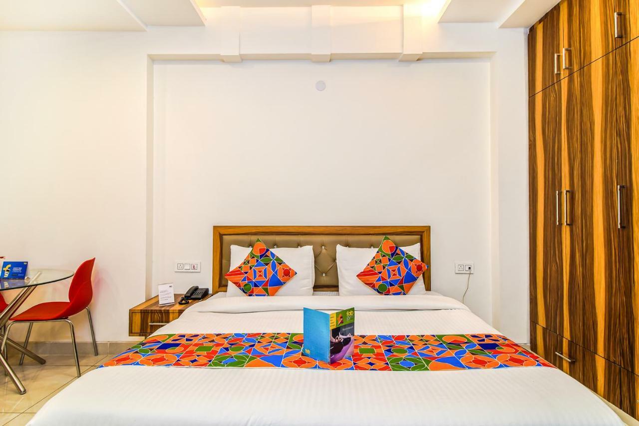 Fabhotel Kiara Гургаон Экстерьер фото